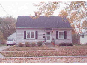 1018 S Kernan St, Appleton, WI 54915 photo 1