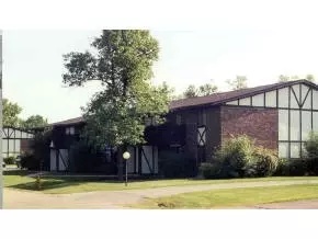 2530 Forestview Ct, Appleton, WI 54915 photo 1