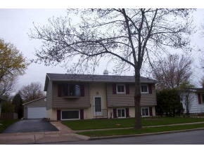 1307 S Telulah Ave, Appleton, WI 54915 photo 1
