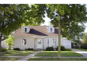 1809 W Rogers Ave, Appleton, WI 54914 photo 1