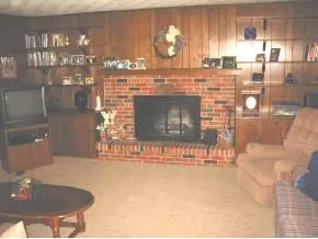 2017 N Eugene St, Appleton, WI 54914 photo 1