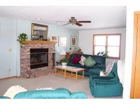 3312 Whitney Dr, Appleton, WI 54914 photo 1