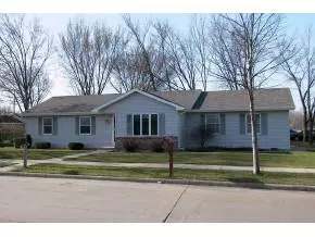 329 E James St, Appleton, WI 54915 photo 1