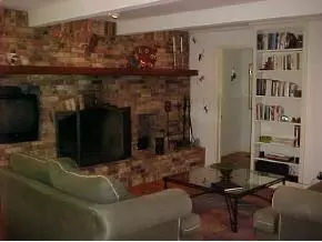 733 Front St, Appleton, WI 54914 photo 1