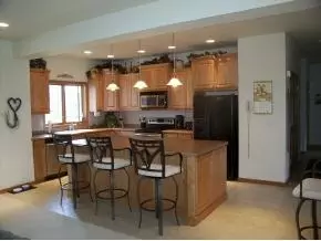 3201 E Drake Ln, Appleton, WI 54913 photo 1