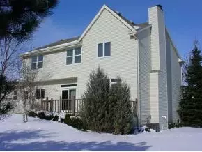 301 Evergreen Dr, Appleton, WI 54913 photo 1