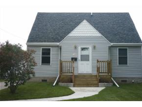1015 W Grant St, Appleton, WI 54914 photo 1