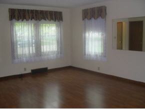 814 E Harrison St, Appleton, WI 54915 photo 4