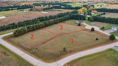feathers court, Waupaca, WI 54981