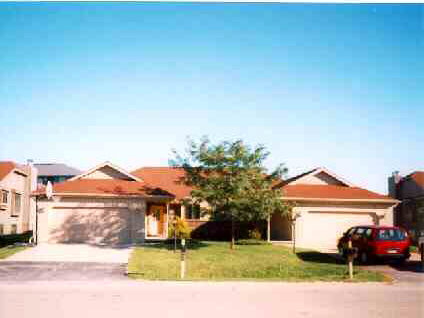 2640 W Glenpark, Appleton, WI 54914 photo 1