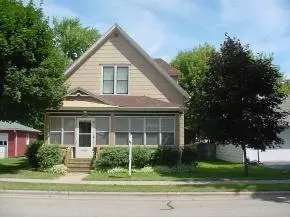 145 E Huron St, Omro, WI 54963 photo 1