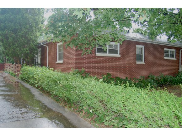 4 Cherry Ct, Appleton, WI 54915 photo 1
