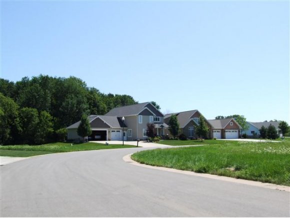 4866 Corsican Pine Dr, Appleton, WI 54913 photo 17