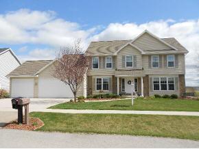 3300 S Tahoe Ln, Appleton, WI 54915 photo 1