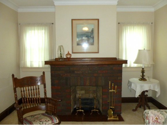1922 N Oneida St, Appleton, WI 54911 photo 10
