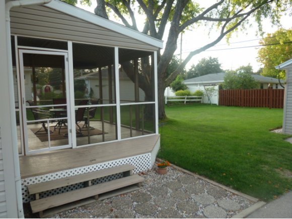 1430 E Lindbergh, Appleton, WI 54911 photo 3