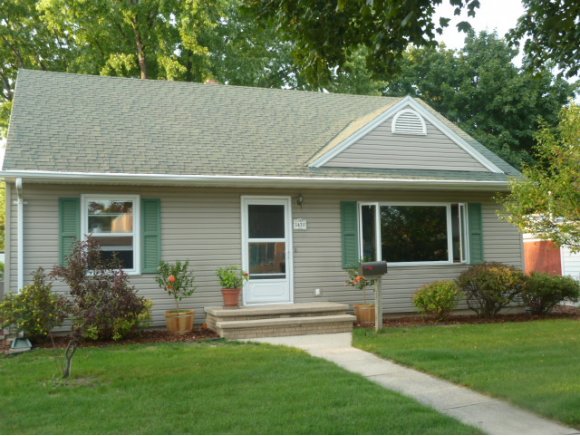 1430 E Lindbergh, Appleton, WI 54911 photo 1