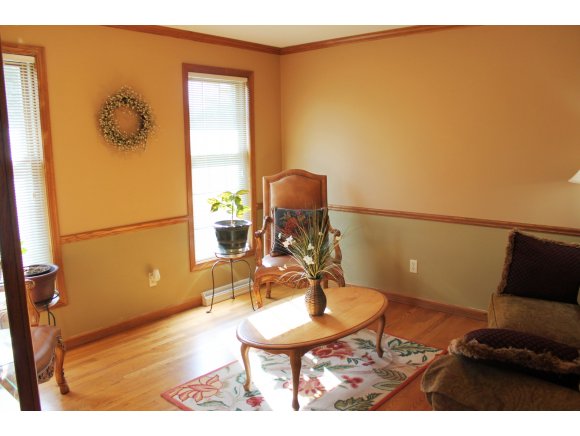 3625 Aschen Puttel Dr, Appleton, WI 54915 photo 8