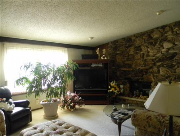 2114 W Harvest Dr, Appleton, WI 54914 photo 4