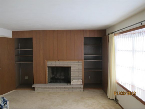 18 S Meadows Dr, Appleton, WI 54915 photo 3