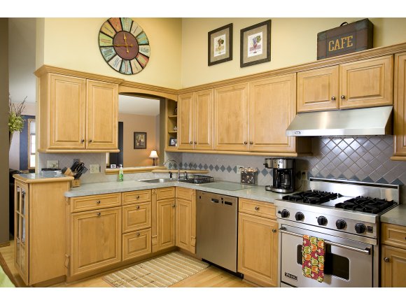 1805 S Sundown Ln, Appleton, WI 54915 photo 4