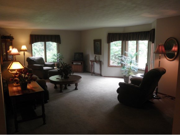 2805 W Capitol Dr, Appleton, WI 54914 photo 7