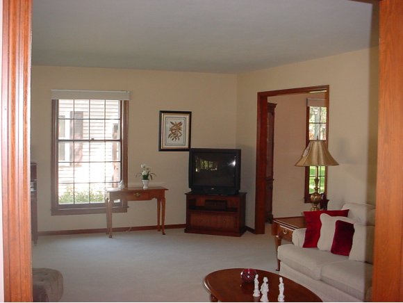 1217 E Pauline St, Appleton, WI 54911 photo 6