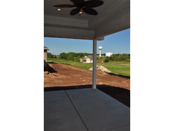 6544 N Kurey, Appleton, WI 54913 photo 10