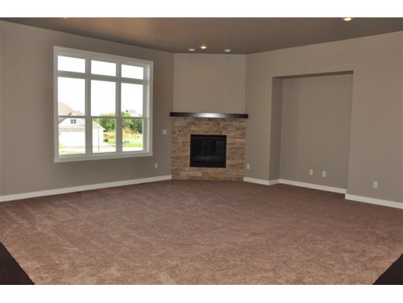 6544 N Kurey, Appleton, WI 54913 photo 12
