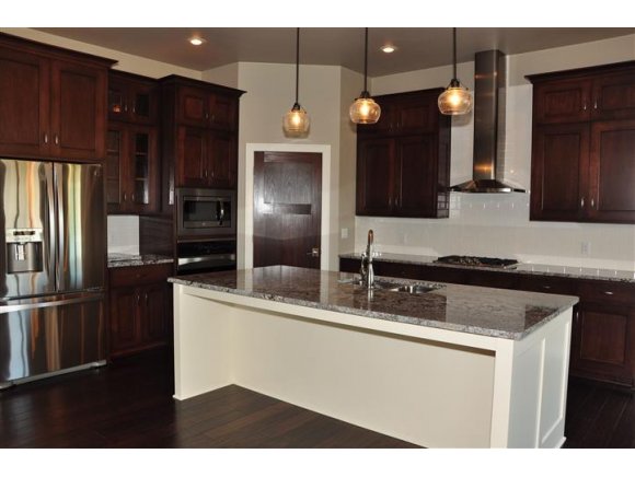 6544 N Kurey, Appleton, WI 54913 photo 3
