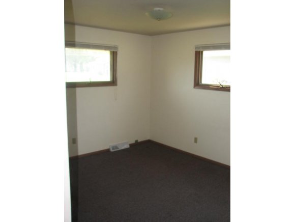 1001 E Roeland Ave, Appleton, WI 54915 photo 7