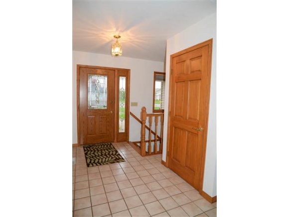 w5990 Garnet Drive, Appleton, WI 54915 photo 2