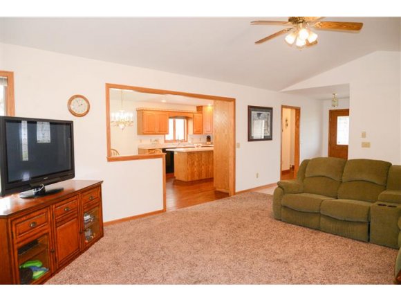 w5990 Garnet Drive, Appleton, WI 54915 photo 5