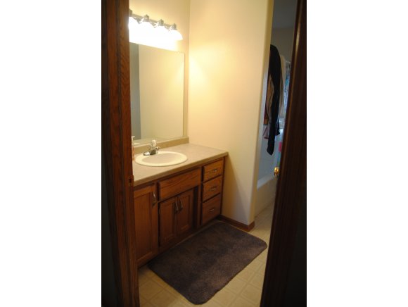 1319 E Bedford, Appleton, WI 54915 photo 11