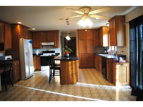1319 E Bedford, Appleton, WI 54915 photo 2