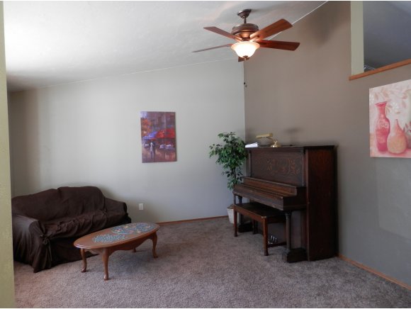 2328 W Seneca Dr, Appleton, WI 54914 photo 6