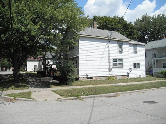 902 N Durkee St, Appleton, WI 54913 photo 3