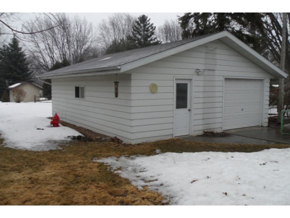 3310 N Oneida St, Appleton, WI 54911 photo 24