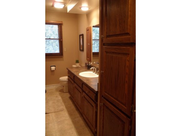 3310 N Oneida St, Appleton, WI 54911 photo 16
