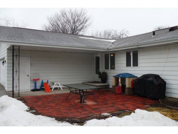 3310 N Oneida St, Appleton, WI 54911 photo 23