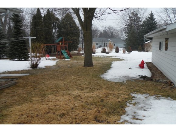 3310 N Oneida St, Appleton, WI 54911 photo 22