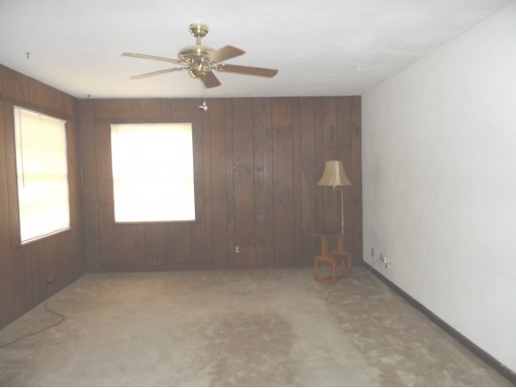 1716 W Pine St, Appleton, WI 54914 photo 2