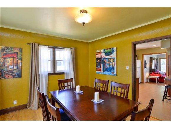1714 N Division St, Appleton, WI 54911 photo 5