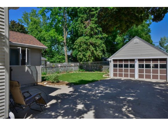 1714 N Division St, Appleton, WI 54911 photo 19