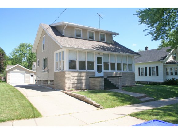 906 W Commercial St, Appleton, WI 54914 photo 1