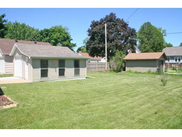 906 W Commercial St, Appleton, WI 54914 photo 22