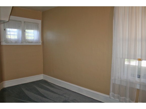 906 W Commercial St, Appleton, WI 54914 photo 13