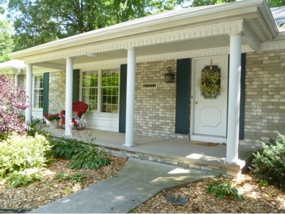 1611 E Bluebird Ln, Appleton, WI 54915 photo 2