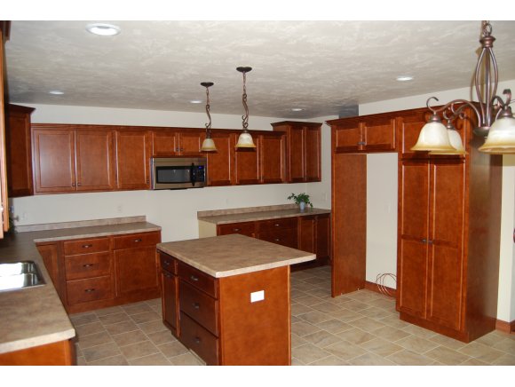 4884 W Corsican Pine Dr, Appleton, WI 54913 photo 4