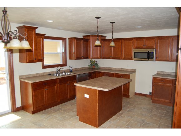 4884 W Corsican Pine Dr, Appleton, WI 54913 photo 3